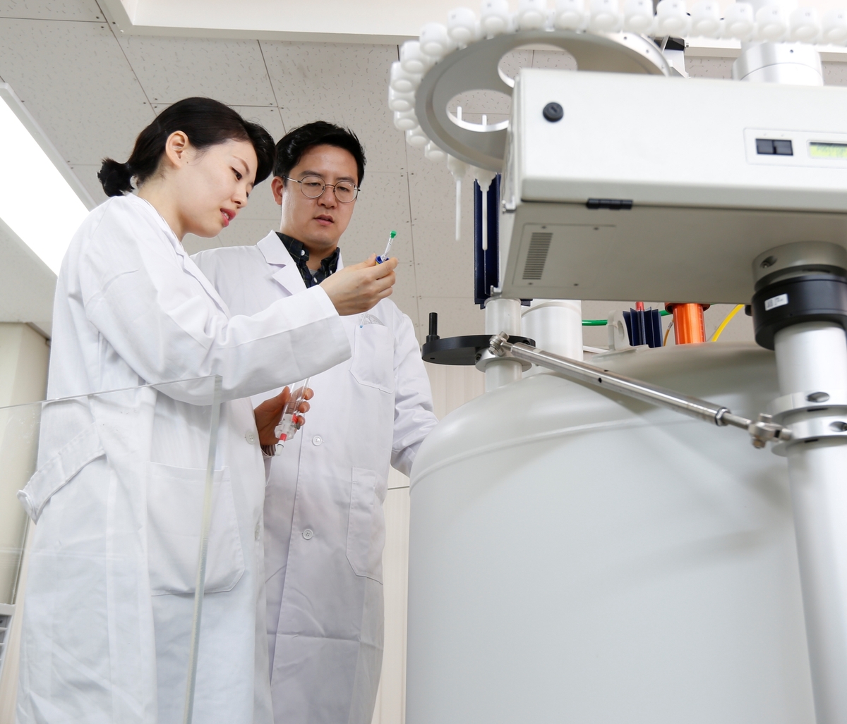 금호석유화학그룹, 업계 불황 딛고 재도약…R＆D 확대로 '정면돌파'